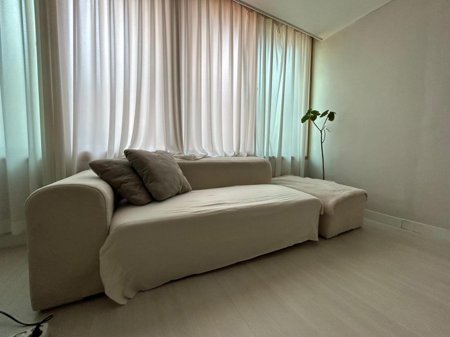 High Street Guest house